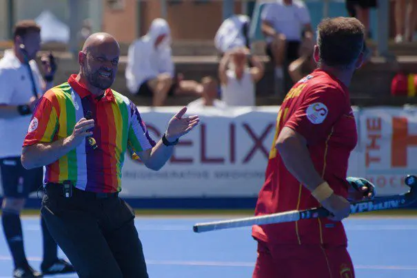 Hockeyscheidsrechters werken met AXIWI tijdens EK Masters 2023